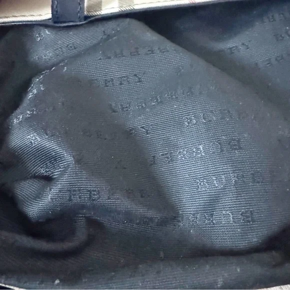 Burberry Nova Check Plaid PVC Bag - Picture 14 of 15